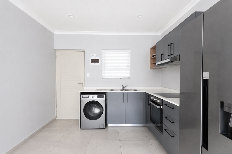 2 Bedroom Property for Sale in Parklands Western Cape